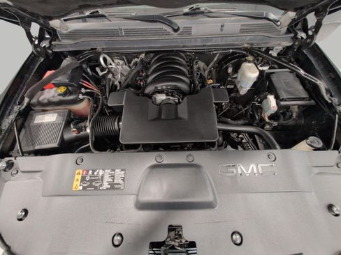 Used 2019 GMC Yukon Denali w/ Denali Ultimate Package AWD/4WD image 8
