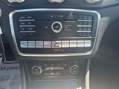 Used 2018 Mercedes-Benz GLA 250 4MATIC image 27