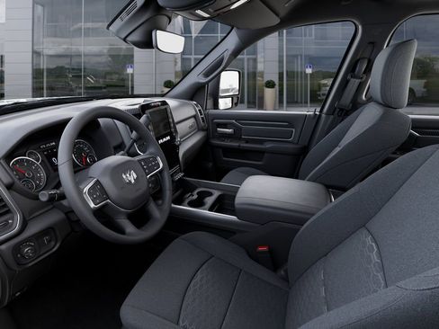 New 2026 RAM 2500 Big Horn AWD/4WD image 22