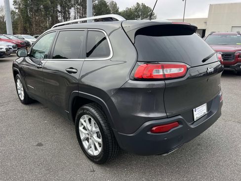 Used 2015 Jeep Cherokee Latitude w/ Comfort/Convenience Group image 5