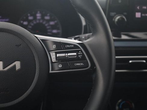 Used 2023 Kia Seltos S FWD image 8