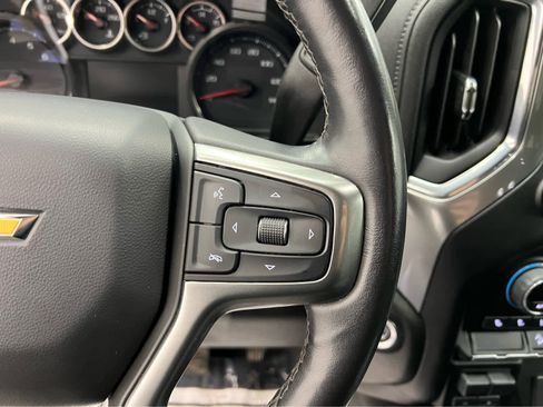 Used 2021 Chevrolet Silverado 2500 LTZ w/ LTZ Convenience Package image 19