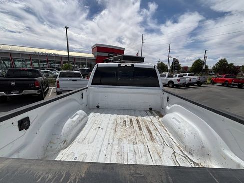 Used 2021 RAM 2500 Laramie w/ Body Color Bumper Group AWD/4WD image 10