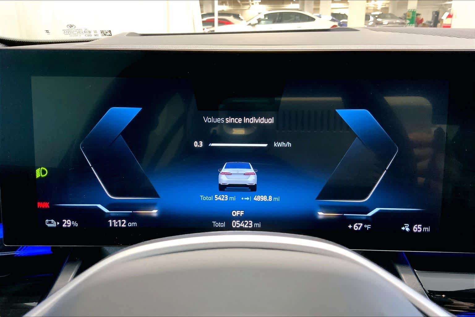 Used 2025 BMW i5 xDrive40 w/ Premium Package AWD/4WD image 25