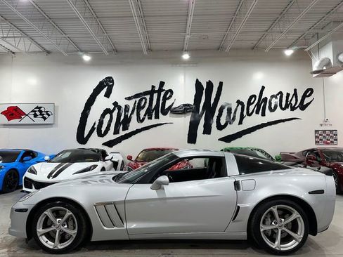 Used 2010 Chevrolet Corvette Grand Sport RWD image 2