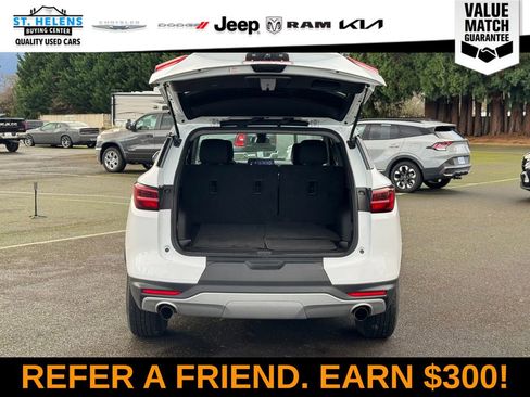 Used 2023 Chevrolet Blazer LT image 7