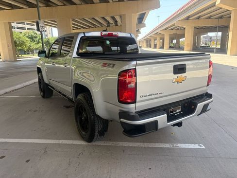 Used 2019 Chevrolet Colorado Z71 AWD/4WD image 8