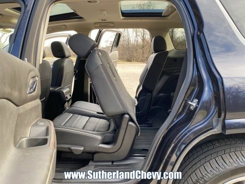 Used 2022 GMC Acadia Denali w/ GMC Pro Grade Package image 45