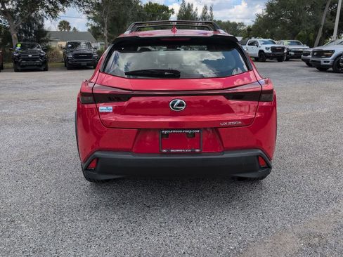 Used 2024 Lexus UX 250h FWD image 4
