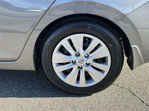 Certified 2025 Nissan Sentra S image 20