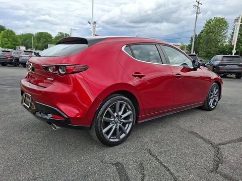 Used 2020 MAZDA MAZDA3 Hatchback w/ Preferred Package FWD image 8