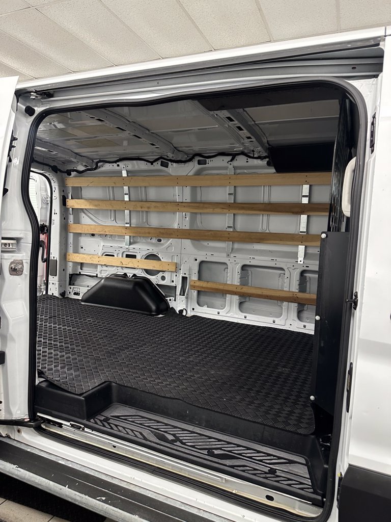 Used 2025 Ford Transit 250 Low Roof w/ Exterior Upgrade Package RWD image 26
