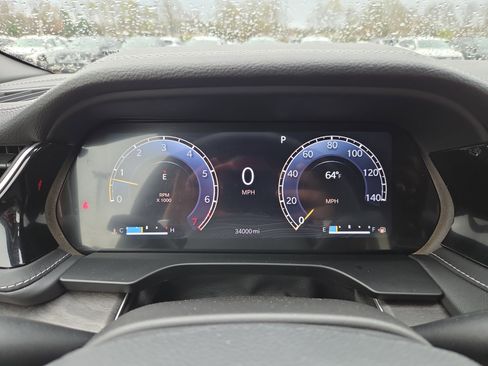 Used 2024 Jeep Grand Cherokee L Limited w/ Luxury Tech Group II image 14