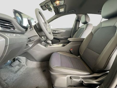 New 2026 Buick Envista Preferred w/ Convenience II Package image 15