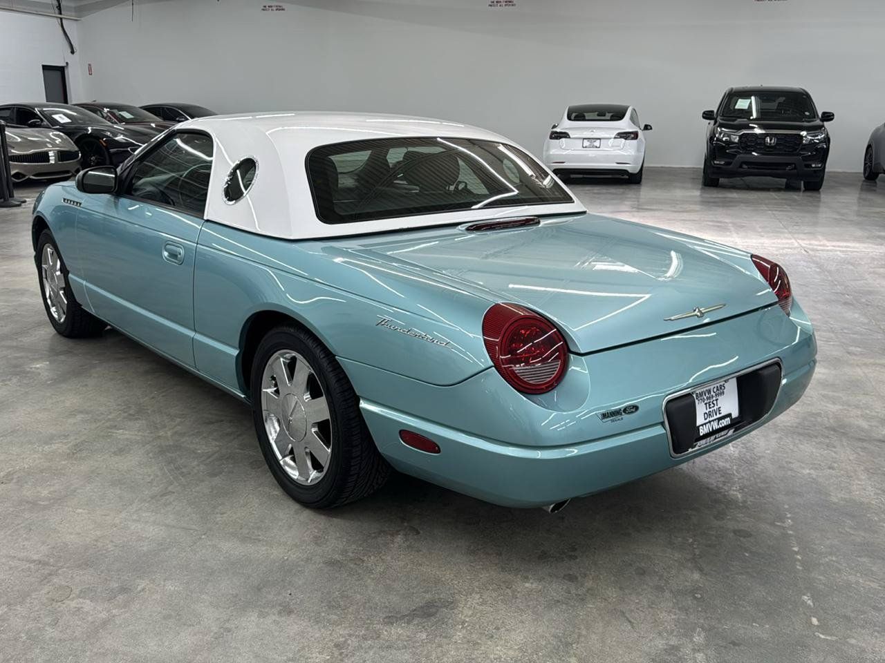 Used 2002 Ford Thunderbird RWD image 10