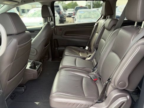Used 2019 Honda Odyssey Elite image 14