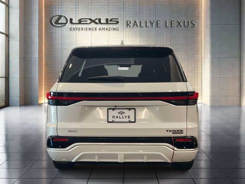 New 2026 Lexus TX 500h AWD image 5