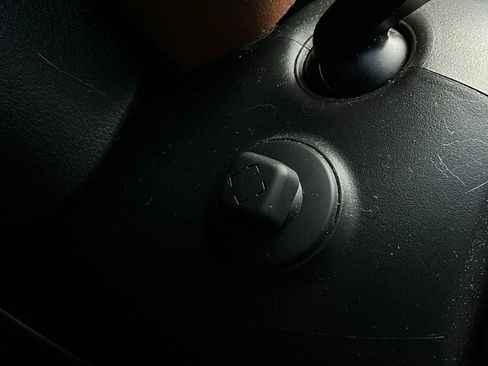 Used 2023 Nissan Pathfinder Platinum image 44