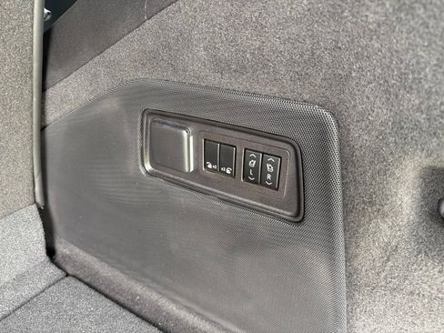 Used 2023 Cadillac Escalade Sport Platinum w/ Heavy-Duty Trailer Package AWD/4WD image 17