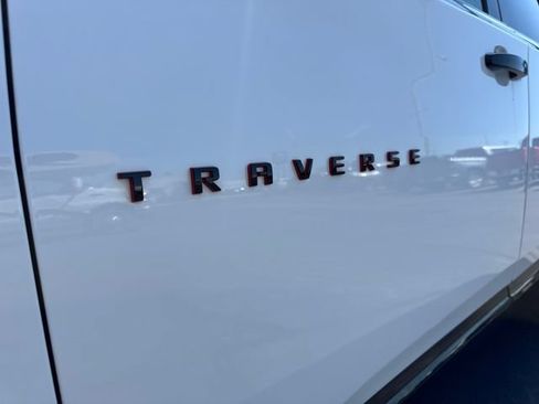 Used 2021 Chevrolet Traverse Premier w/ Redline Edition AWD/4WD image 34