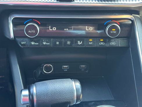 Used 2023 Kia K5 GT image 31