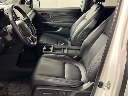 Used 2021 Honda Odyssey EX-L image 13