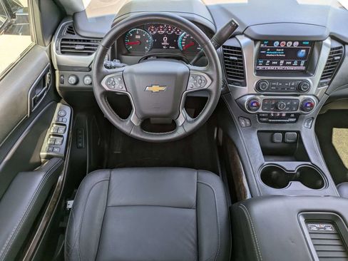 Used 2017 Chevrolet Tahoe LT w/ Luxury Package AWD/4WD image 17