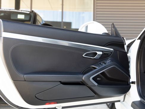 Certified 2015 Porsche Cayman GTS RWD image 18
