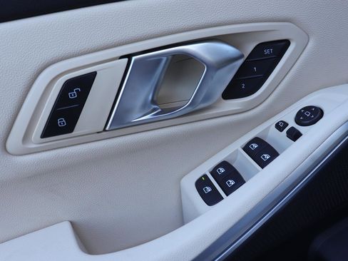 New 2026 BMW 330i Sedan w/ M Sport Package image 23