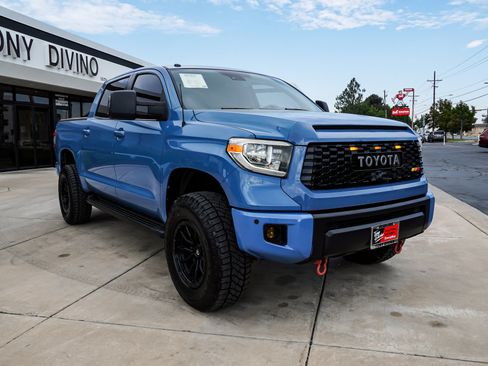 Used 2019 Toyota Tundra Limited w/ Limited Premium Package AWD/4WD image 2