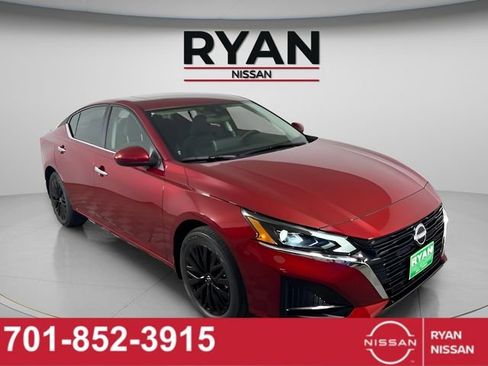 New 2025 Nissan Altima 2.5 SV w/ SV Special Edition Package image 1