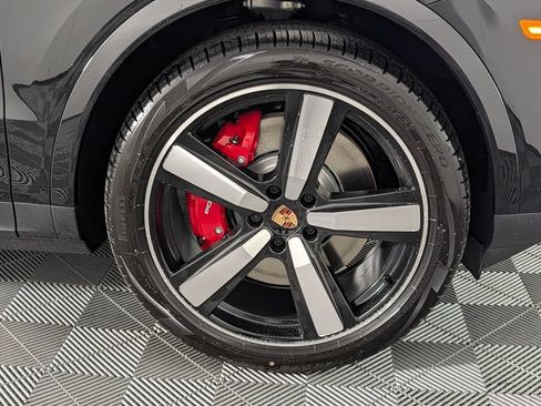 New 2026 Porsche Cayenne S AWD/4WD image 14