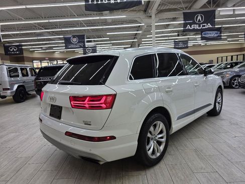 Used 2017 Audi Q7 3.0T Premium AWD/4WD image 6