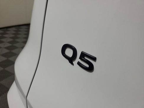 New 2025 Audi Q5 Premium Plus image 8