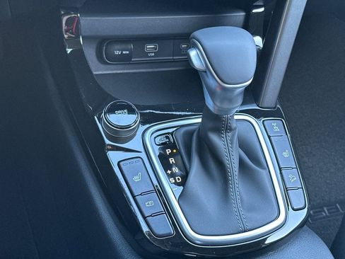 New 2026 Kia Seltos S image 18