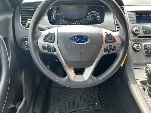 Used 2014 Ford Taurus SEL FWD image 5