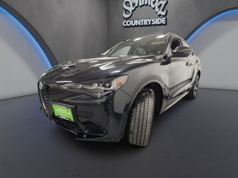 Certified 2024 Alfa Romeo Stelvio Veloce image 9