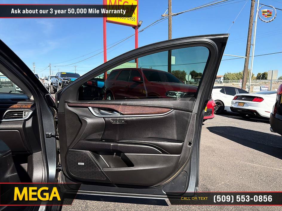 Used 2014 Cadillac XTS Luxury AWD/4WD image 24