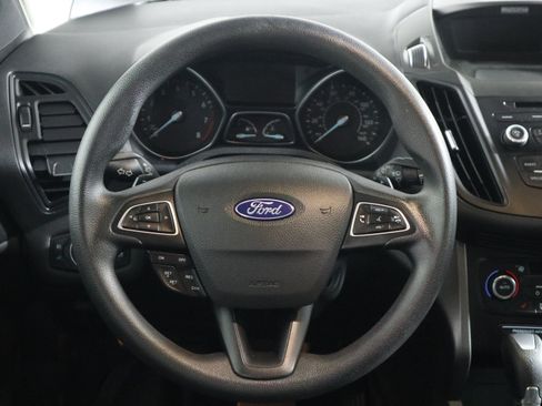 Used 2017 Ford Escape SE w/ SE Cold Weather Package AWD/4WD image 16