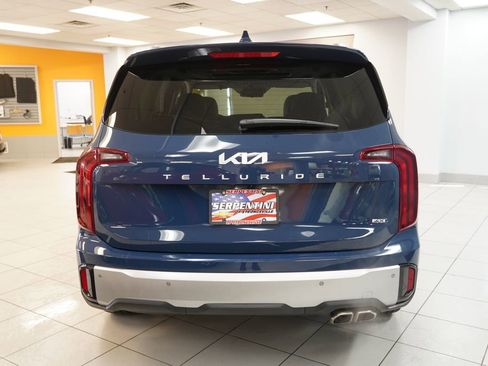 Used 2024 Kia Telluride S w/ S Sunroof Package image 9