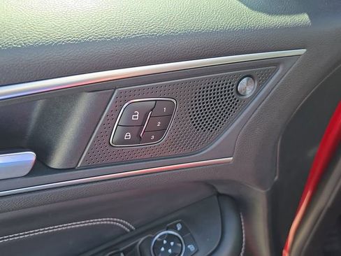 Used 2024 Ford Edge Titanium image 22