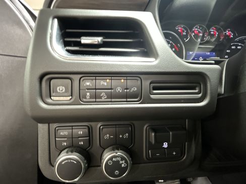 Certified 2021 Chevrolet Tahoe Z71 w/ Z71 Signature Package image 19