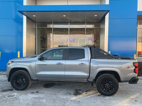 New 2025 Chevrolet Colorado Z71 w/ Midnight Edition image 8