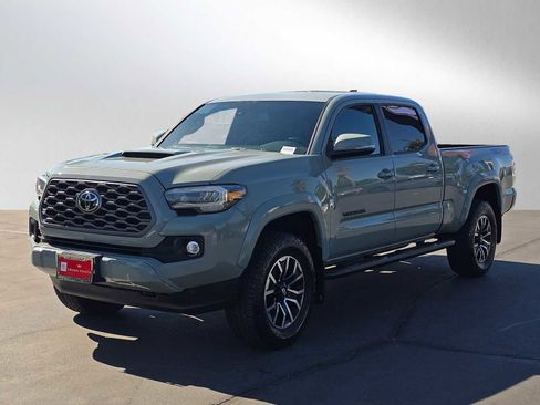 Used 2022 Toyota Tacoma TRD Sport image 7