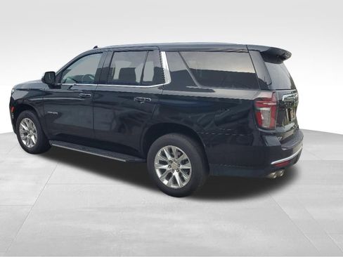 Used 2024 Chevrolet Tahoe Premier AWD/4WD image 3