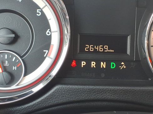 Used 2018 Dodge Grand Caravan SE w/ UConnect Hands-Free Group FWD image 14