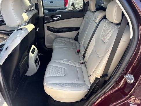 Used 2024 Ford Edge Titanium w/ Equipment Group 301A AWD/4WD image 17