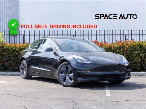 Used 2018 Tesla Model 3 Long Range image 1
