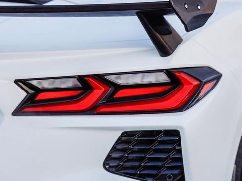 Used 2024 Chevrolet Corvette Stingray Premium Conv w/ Stealth Interior Trim Package image 10