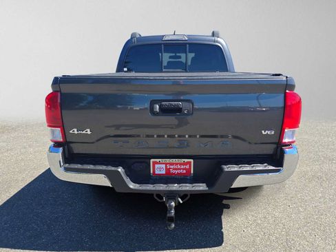 Certified 2017 Toyota Tacoma SR5 w/ Tow Package AWD/4WD image 4